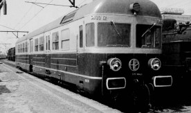 Wagon motorowy SN80-12 w skansenie Muzeum Kolejnictwa w Warszawie. Rok...